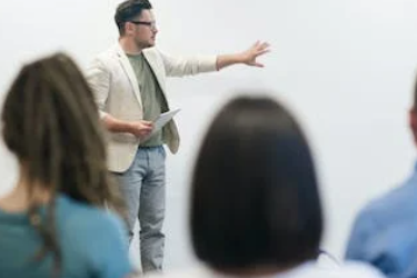 发短视频是怎么赚钱的? 发短视频是怎么赚钱的?