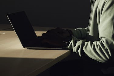 京东第三方迟迟不发货怎么办?不发货找谁?.jpg 京东第三方迟迟不发货怎么办?不发货找谁?.jpg